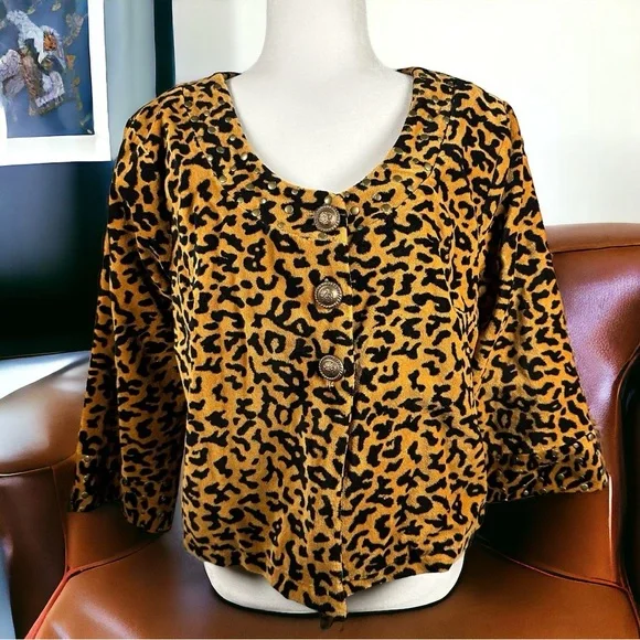 NWT Monroe & Main Leopard Animal Print Cute Button Studded Coat Gold Black Large - Picture 1 of 9